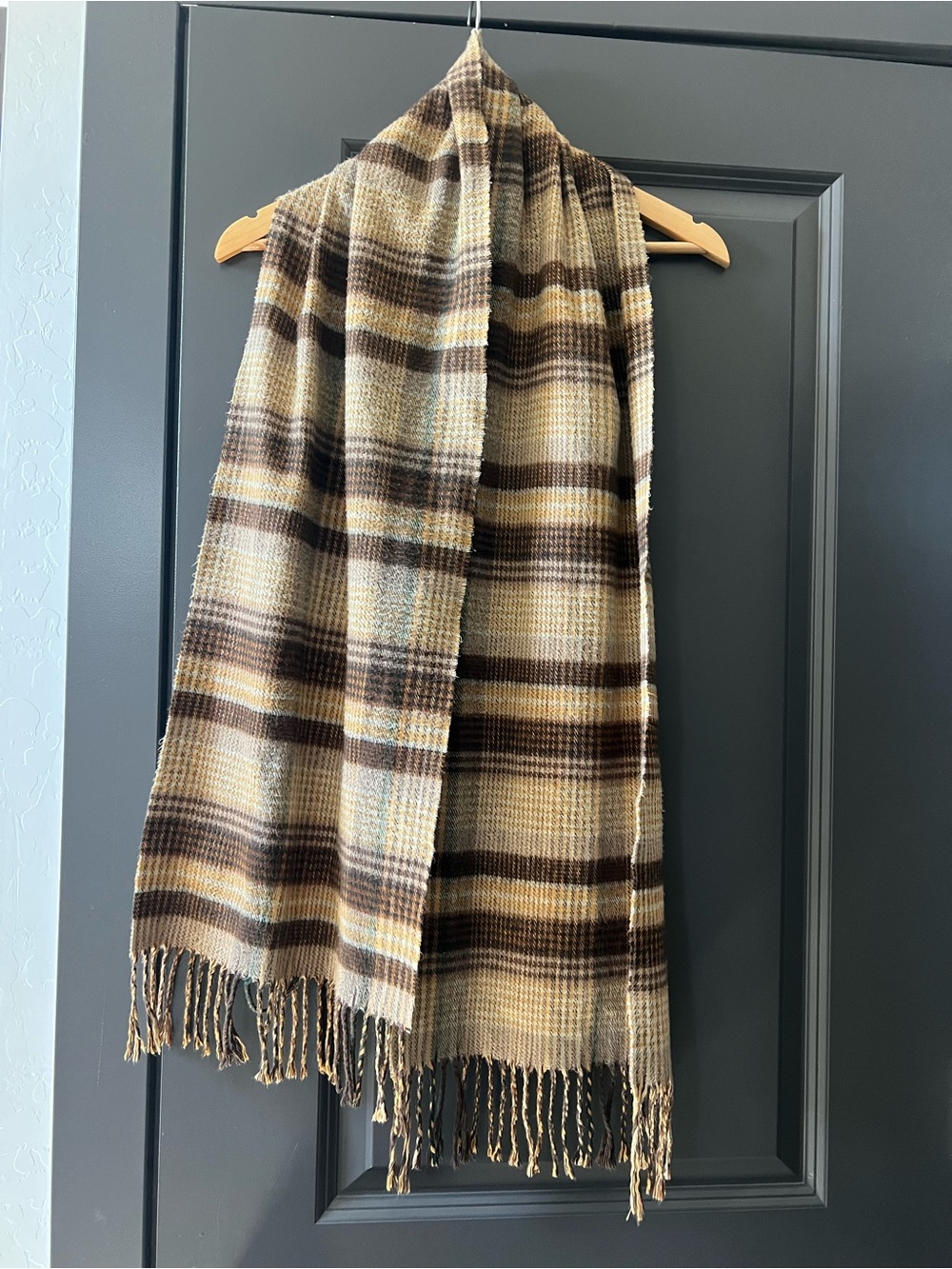 Scottish 100% Cashmere Plaid Fringe Scarf